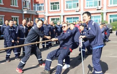 yw永旺快投网举办2023“薪火相传 再创辉煌”职工拔河比赛