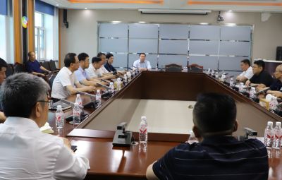 市委副书记、市长李兵莅临yw永旺快投网座谈调研